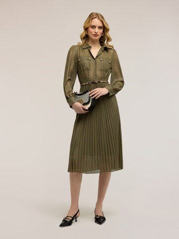 Robe MOTIVI en vert