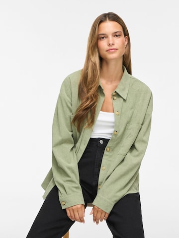 VILA Blouse in Green: front