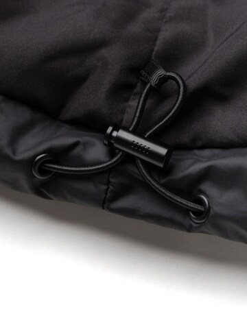 ENRAGE - Chaqueta de invierno 'PUFFY JACKET' en negro