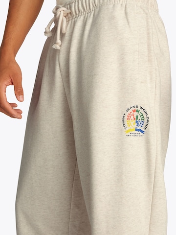 Tommy Jeans - Tapered Calças 'VARSITY' em bege