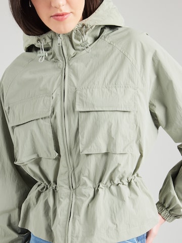 Monki Демисезонная куртка в Зеленый
