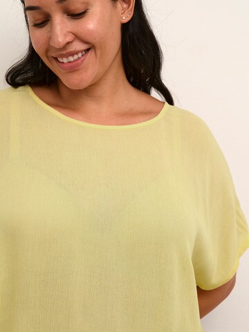 Camicia da donna 'Ami Stanley' di KAFFE CURVE in giallo