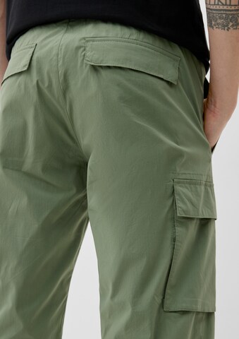 Regular Pantalon cargo s.Oliver en vert