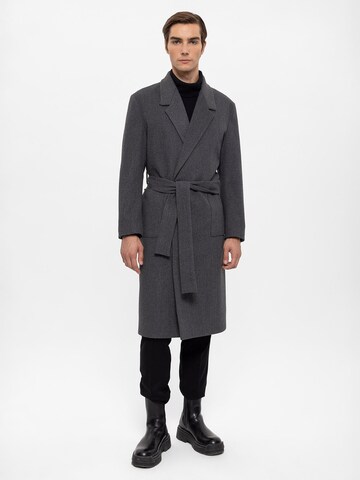 Antioch Between-seasons coat in Grey