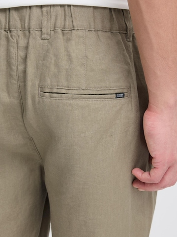 Regular Pantalon chino 'CFPandrup' Casual Friday en marron