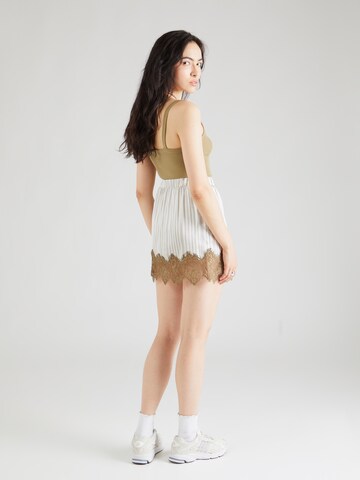 TOPSHOP Kjol i vit
