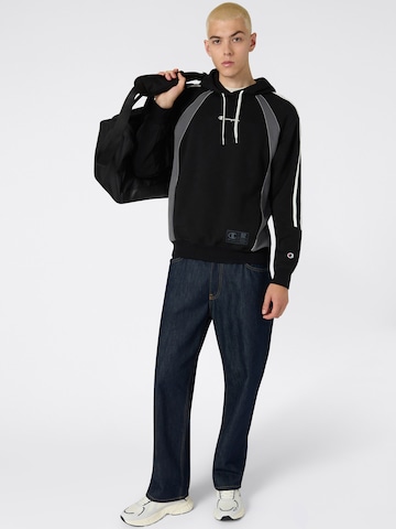 Felpa di Champion Authentic Athletic Apparel in nero