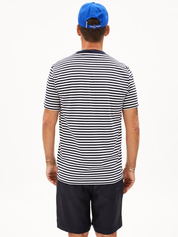 T-Shirt 'MAARKOS' ARMEDANGELS en bleu
