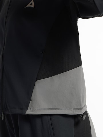 A-Game Spordijope 'Oversized Track Jacket', värv must