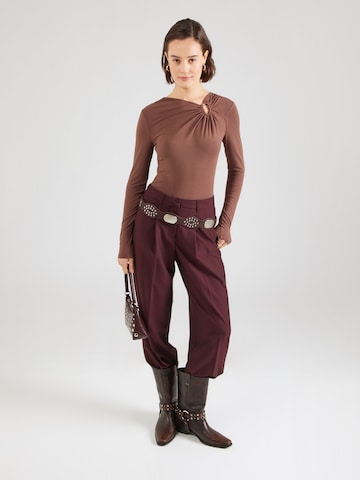 ABOUT YOU Shirt 'Hilde' in Bruin