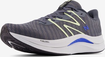 new balance Springsko 'FuelCell Propel v4' i grå: framsida