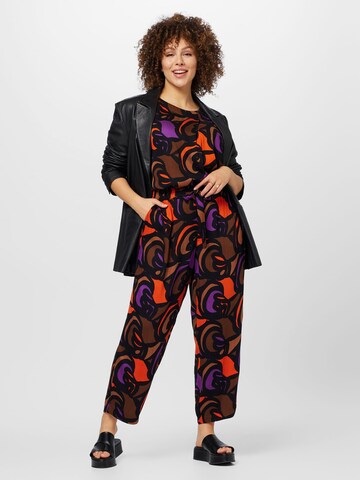 Regular Pantaloni de la SAMOON pe mai multe culori