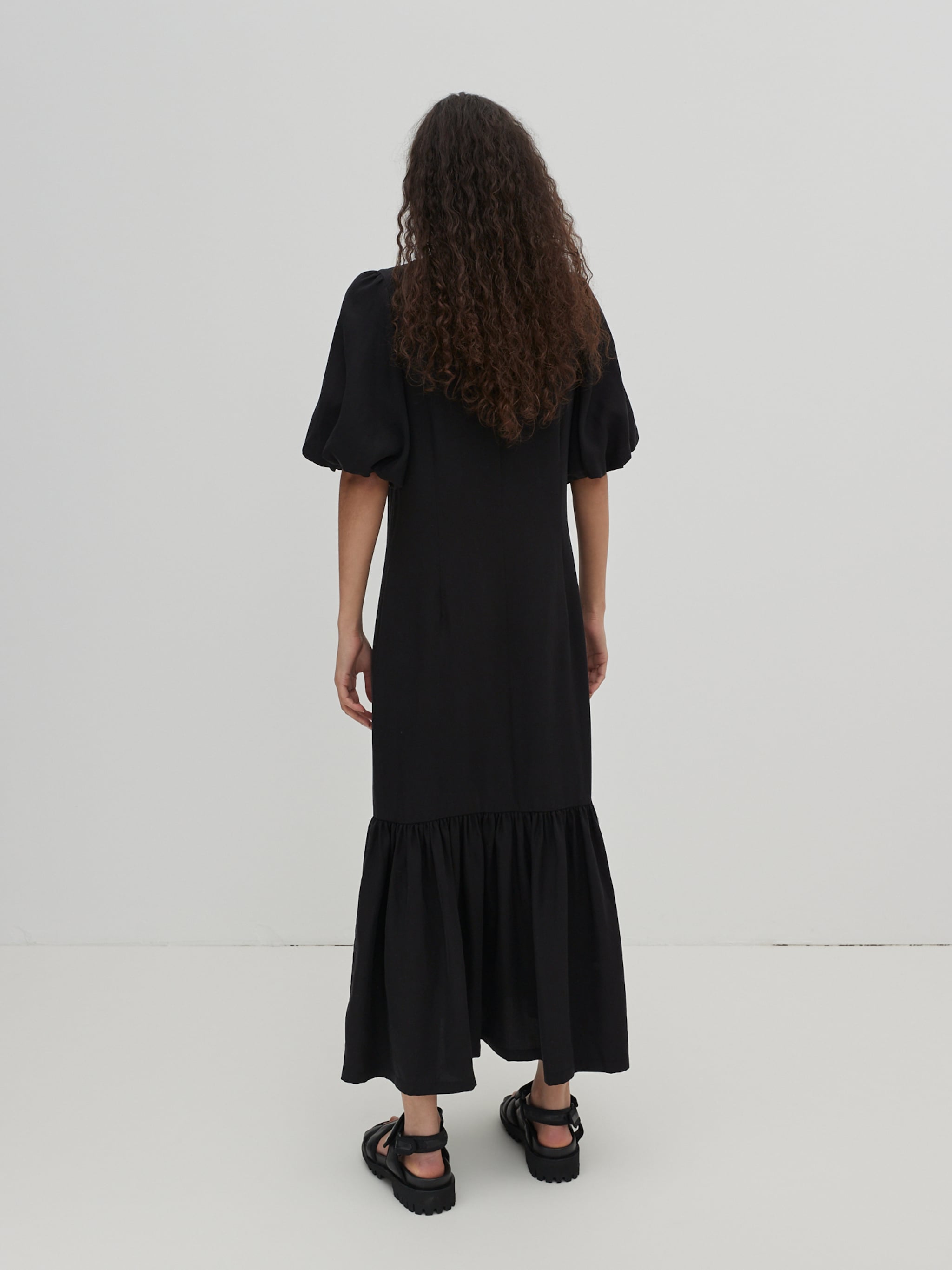 EDITED Produits Robe 'Isabela' noir