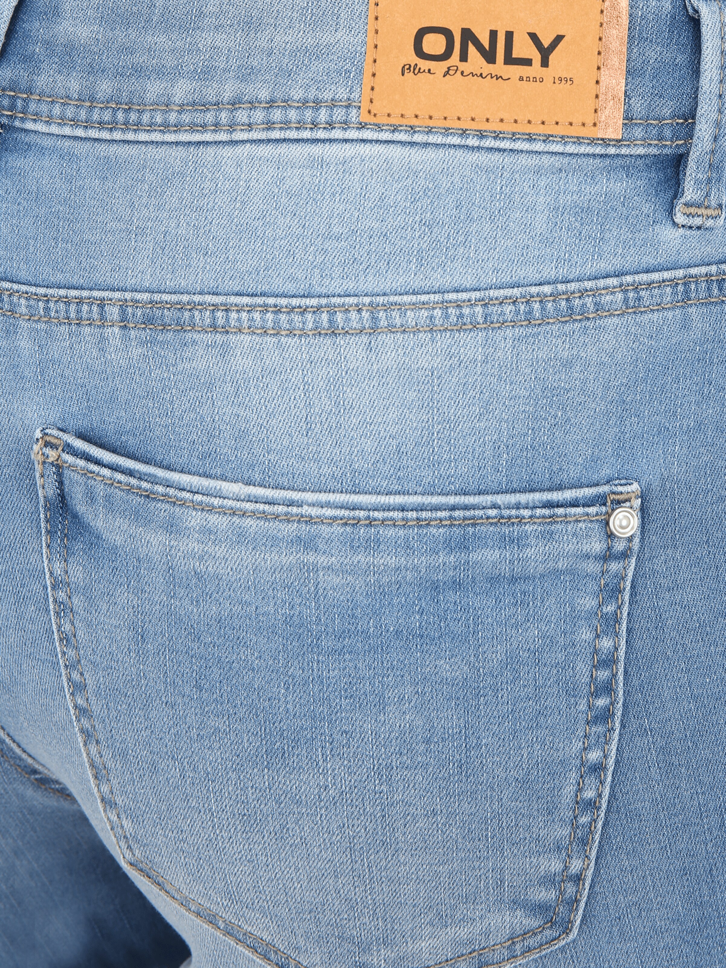 Only Petite Jeans 'WAUW' in Light Blue | ABOUT YOU