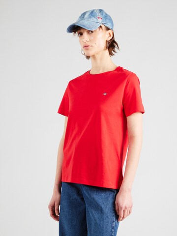 T-shirt GANT en rouge : devant