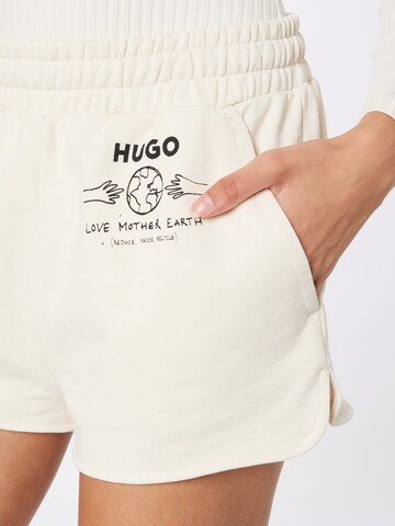 Regular Pantaloni 'Nente' de la HUGO Red pe alb