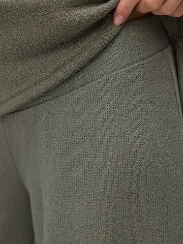 Wide Leg Pantalon MAMALICIOUS en vert