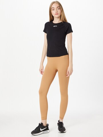 aim'n Skinny Workout Pants in Beige