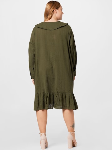 Zizzi - Vestido camisero 'LARU' en verde