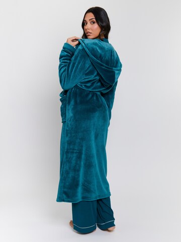 Loungeable Long Bathrobe in Green