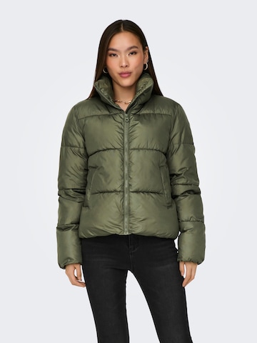 ONLY Демисезонная куртка 'ASTA' в Зеленый
