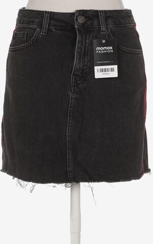 Denim Co. Skirt in S in Black: front