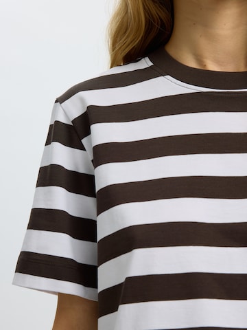 SELECTED T-shirt 'SLFESSENTIAL' i brun