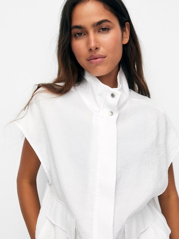 Gilet Pull&Bear en blanc