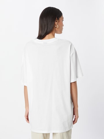 T-shirt 'Brandie' Gina Tricot en blanc