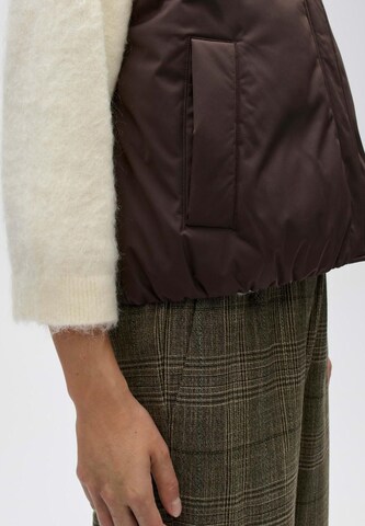 Gilet 'Walissa' di OPUS in marrone