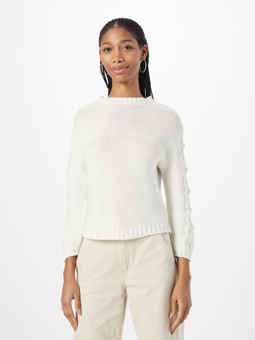 Thought Sweater 'Yuna' in White: front