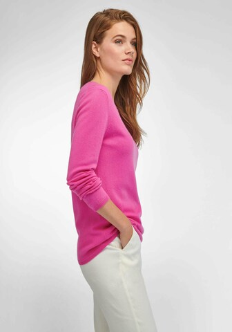 Pull-over include en rose