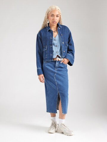 QS Rok in Blauw
