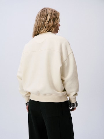 self. Sweatshirt in Beige