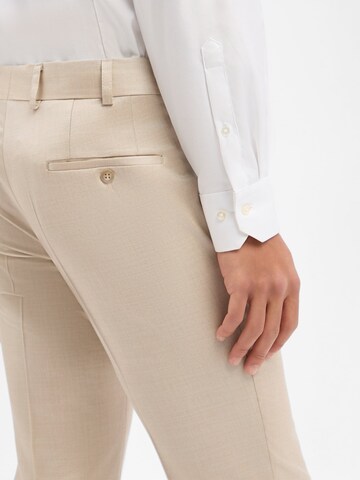 WILVORST Slim fit Pleated Pants in Beige