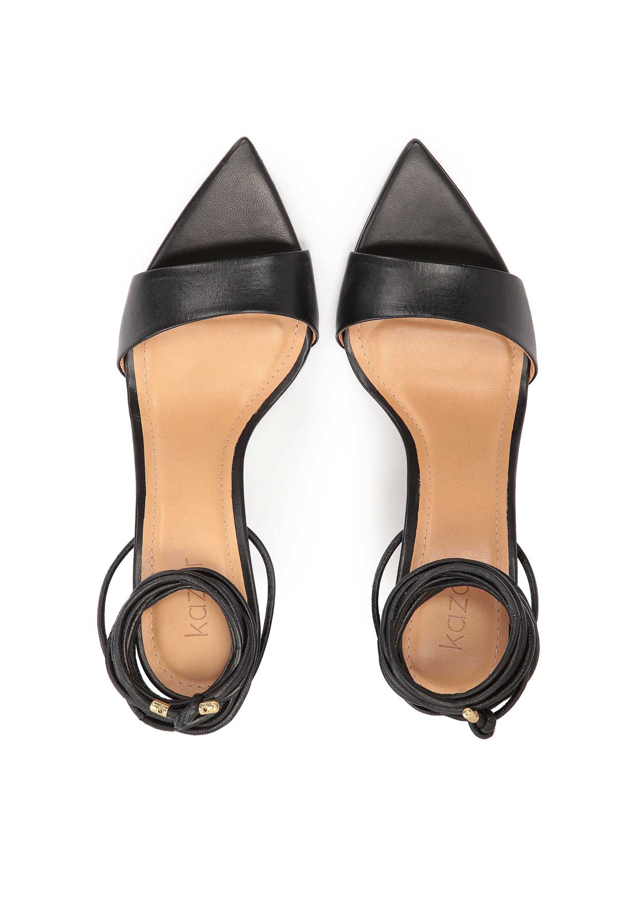 Kazar - Sandálias com tiras em preto