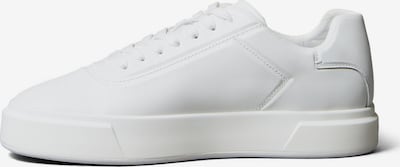 Sportbačiai be auliuko iš Calvin Klein, spalva – balta, Prekių apžvalga