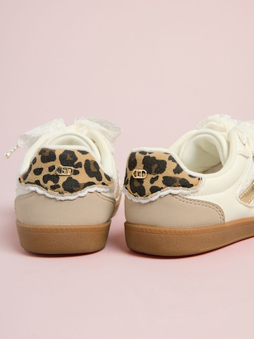 Lipsy Tenisky - Biela