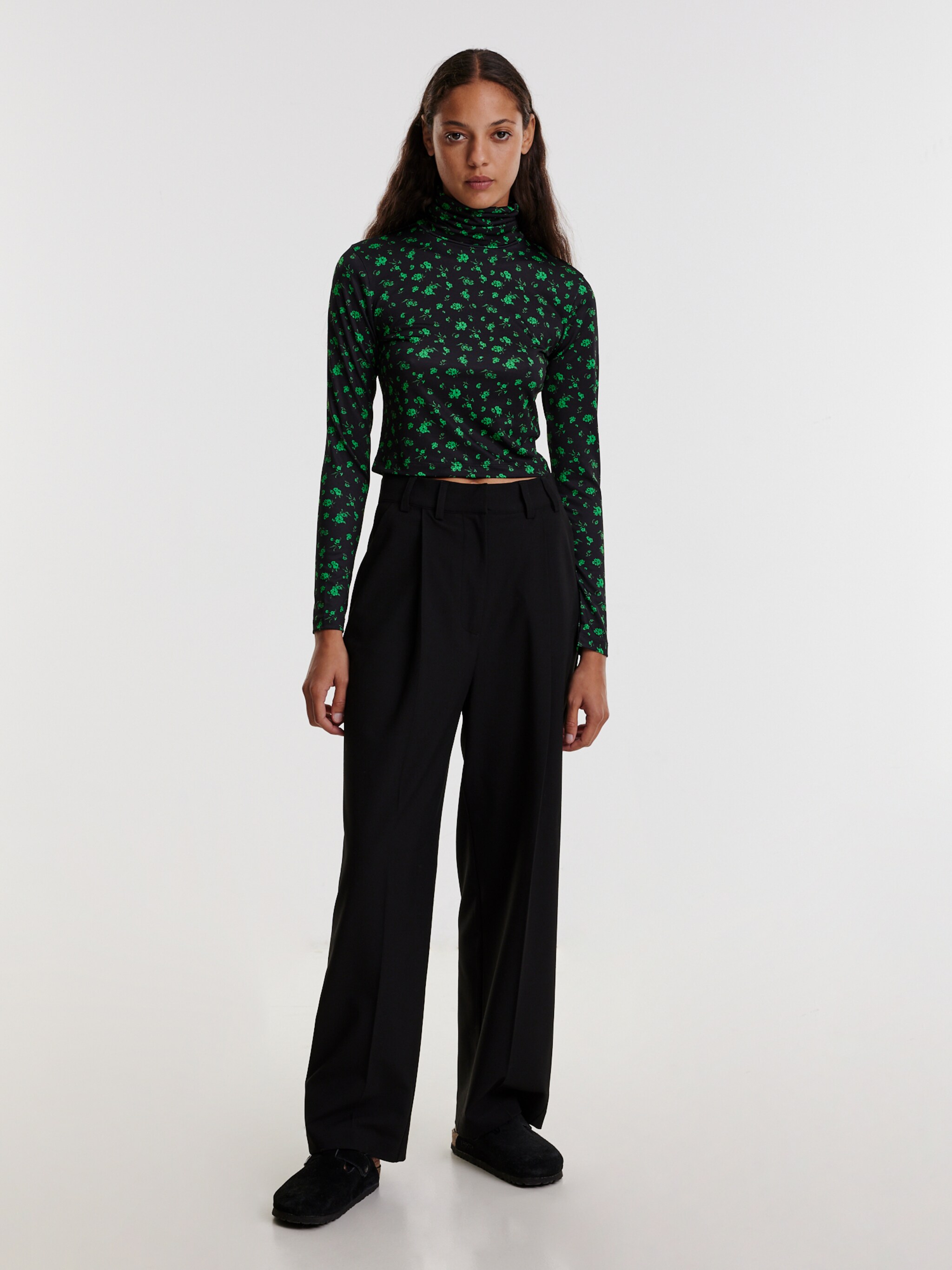 EDITED Producten Shirt 'Robertina' Groen