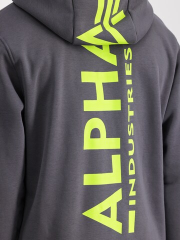 ALPHA INDUSTRIES - Sudadera con cremallera en gris