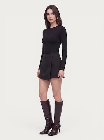 ATRE Skirt in Black