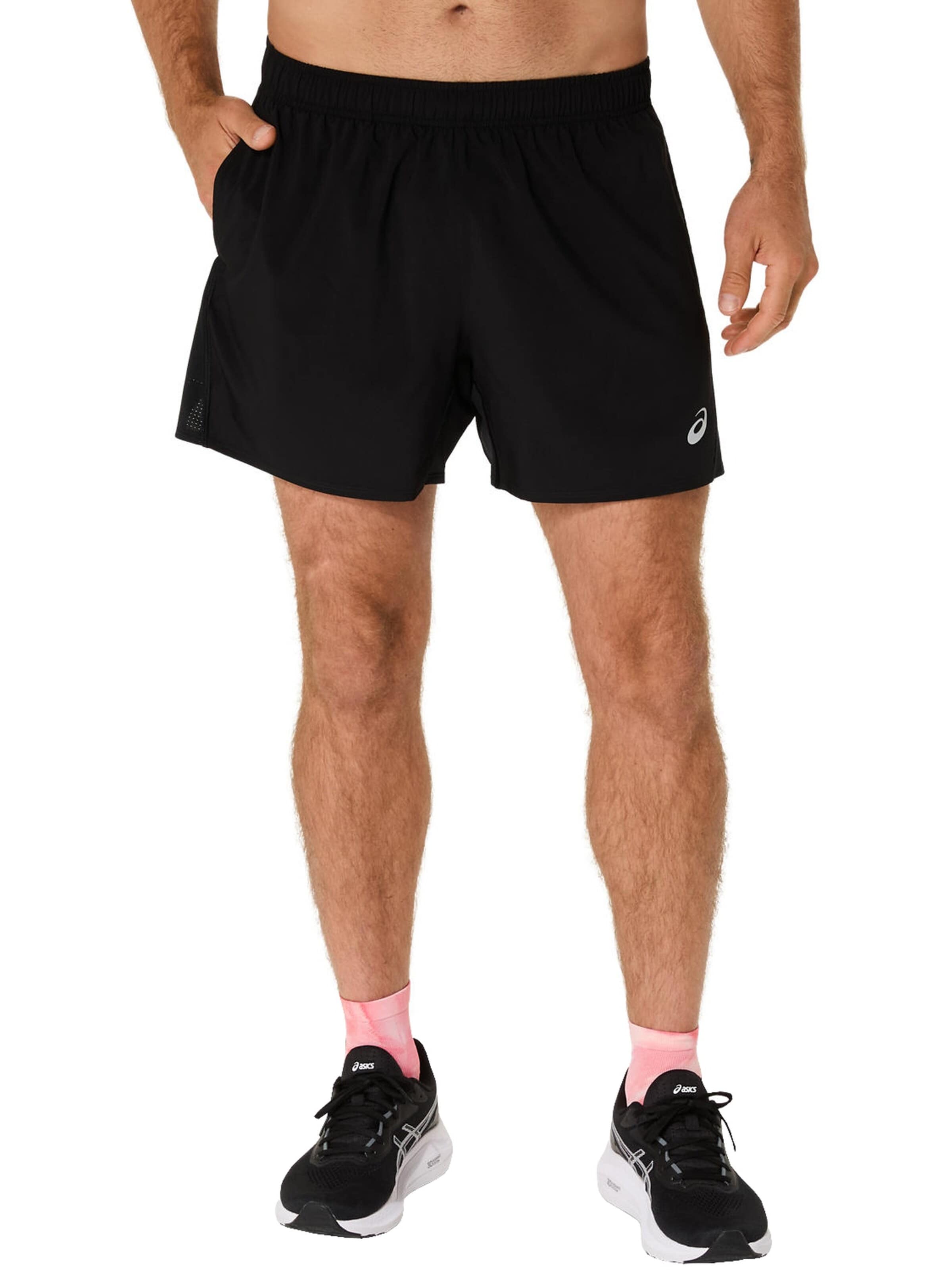 ASICS Regular Urheiluhousut värissä musta: etupuoli