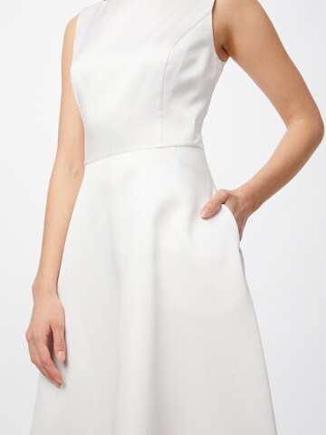VM Vera MontVečernja haljina - bijela boja