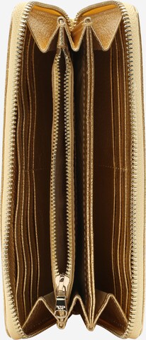 PATRIZIA PEPE Wallet in Gold