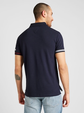 TOMMY HILFIGER T-shirt i blå