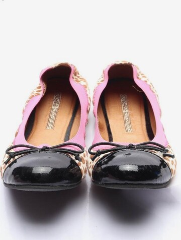 PRETTY BALLERINAS Flats & Loafers in 38 in Mixed colors