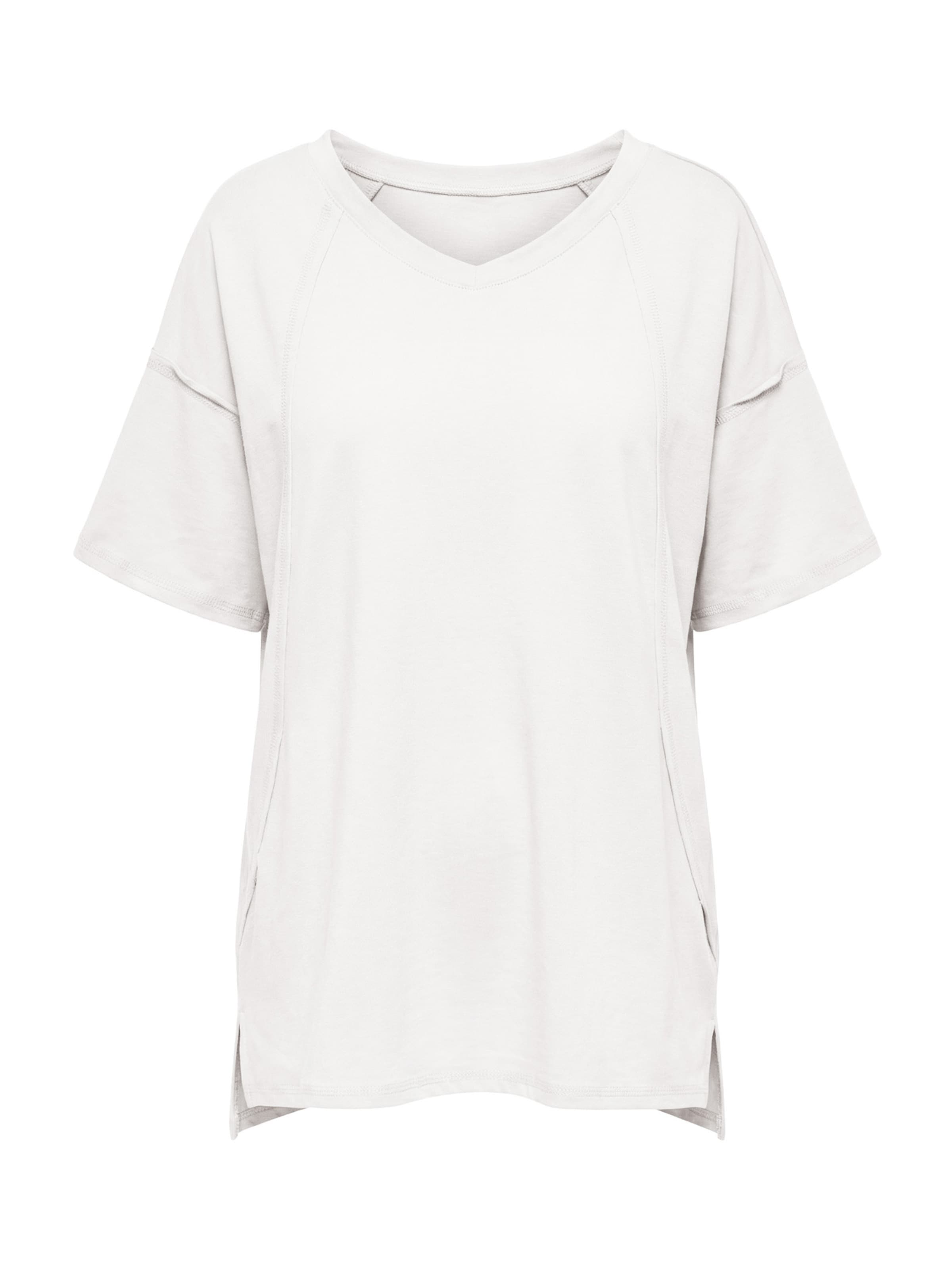 Imily Bela Särk, värv valge: eest vaates