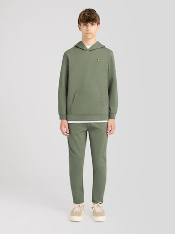 Lyle & Scott Regular Pants in Green: front