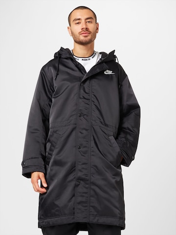 Nike Sportswear Tussenparka 'Club Stadium' in Zwart: voorkant