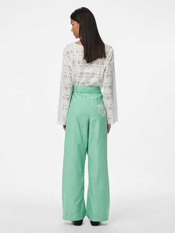 PIECES Loosefit Hose 'PCSarah' in Grün